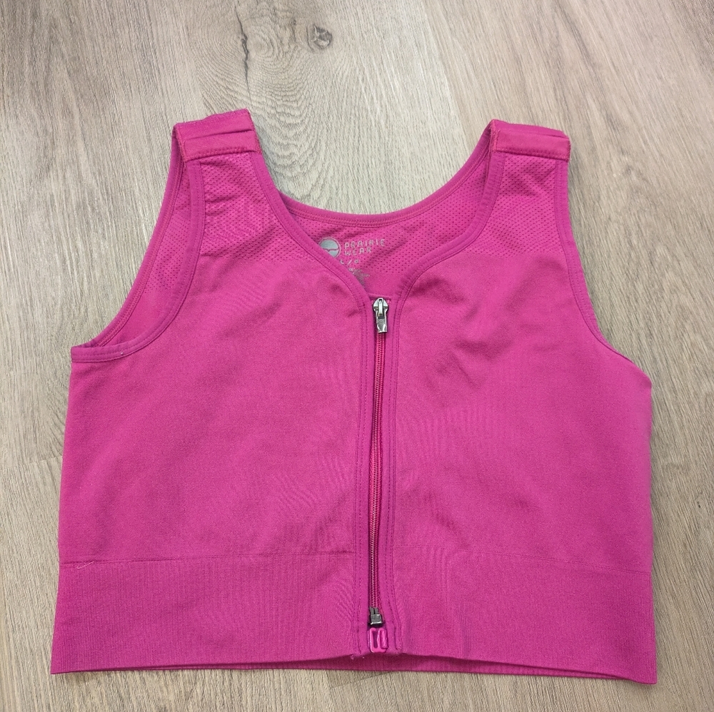 Front-Zip Supportive Sports Bra in Bright Pink